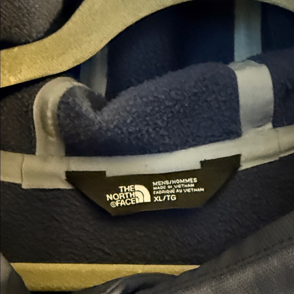 The North Face Dark Blue Hoodie with Red Details - Picture 3 of 4